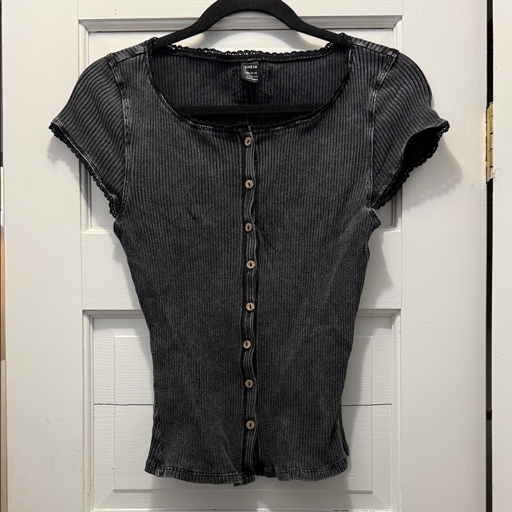 SHEIN Charcoal Button-Down Ribbed Top (size says large but fits like a small)